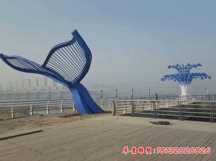 不銹鋼抽象噴水鯨魚