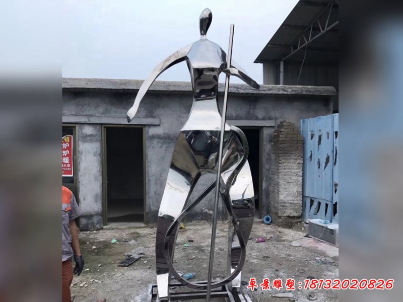 不銹鋼抽象拉大提琴人物