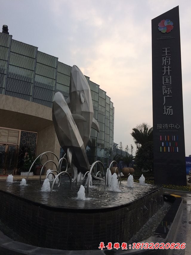 大型抽象幾何海豚雕塑