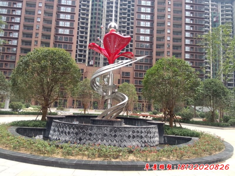 小區(qū)不銹鋼綻放的花朵雕塑