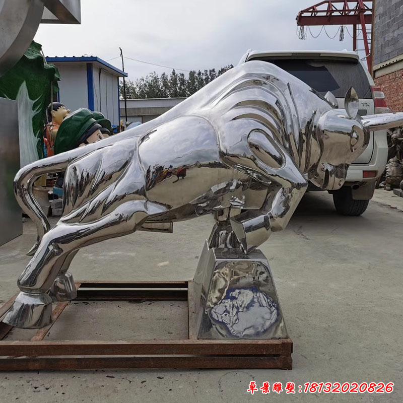 不銹鋼拓荒牛雕塑2
