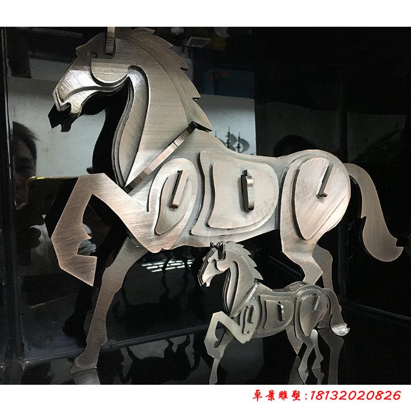 不銹鋼創(chuàng)意動物馬雕塑