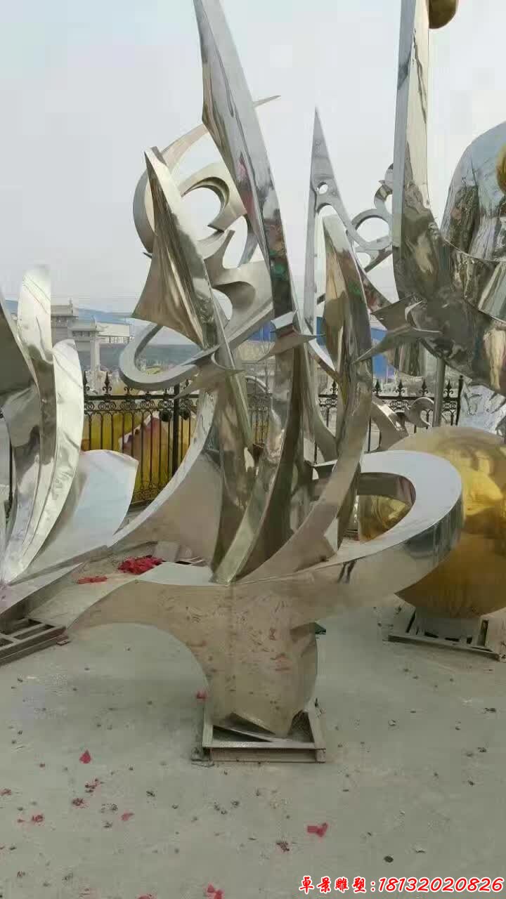 不銹鋼抽象海鷗船帆雕塑 (2)