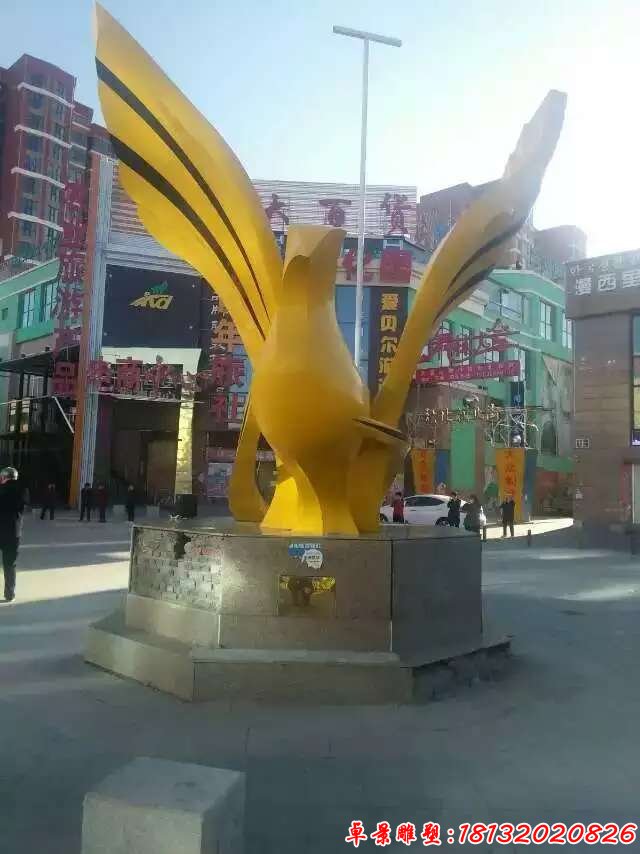 不銹鋼大型展翅的和平鴿雕塑