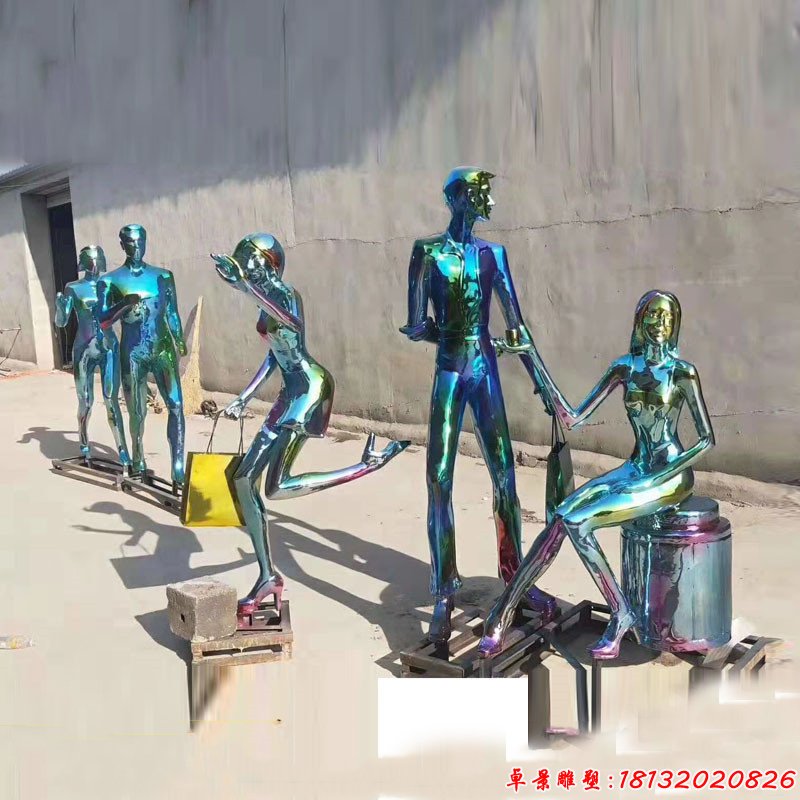 不銹鋼噴鍍工藝逛街人物雕塑 (3)