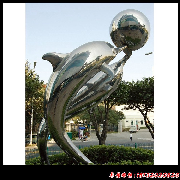 不銹鋼海豚頂球，公園動物雕塑