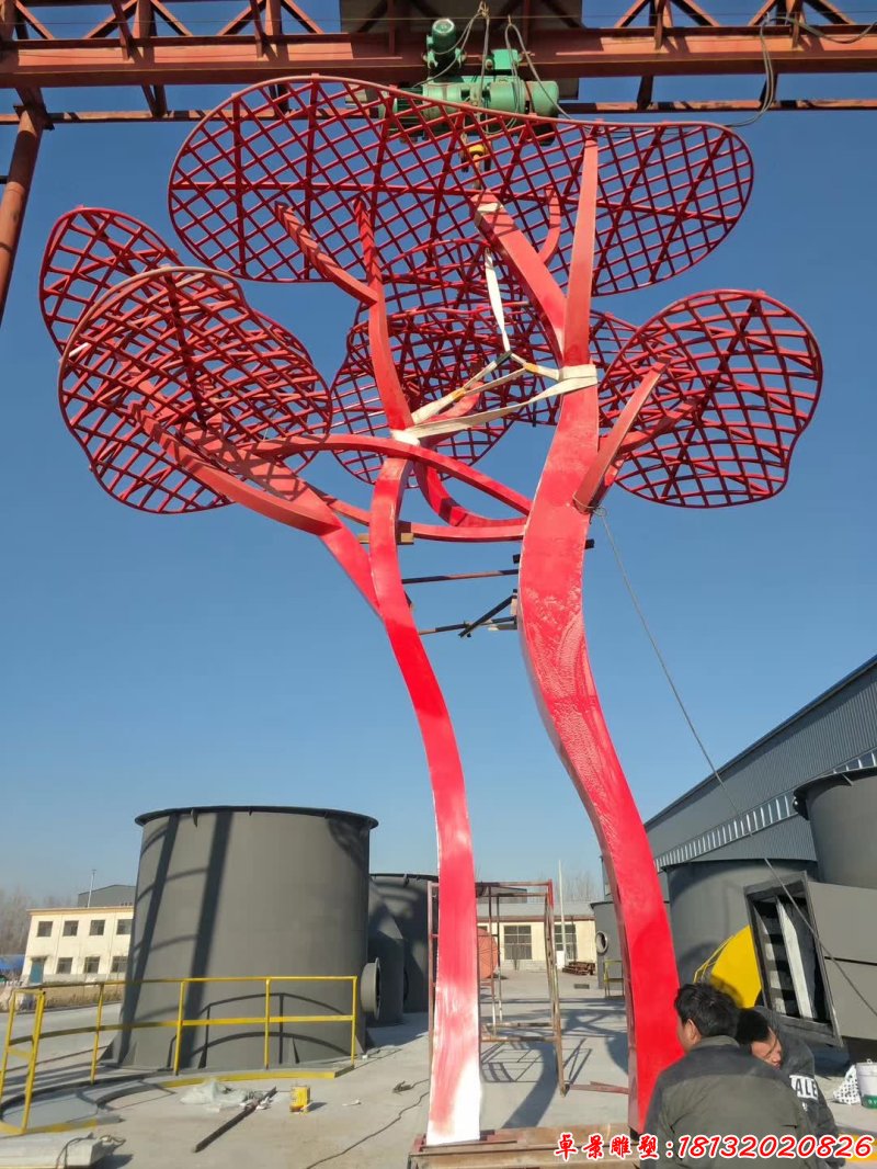 鏤空不銹鋼大樹雕塑