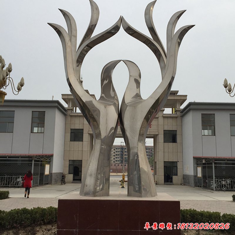 不銹鋼桃心雕塑 校園景觀雕塑