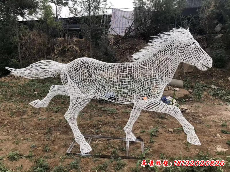 奔馬鏤空不銹鋼雕塑