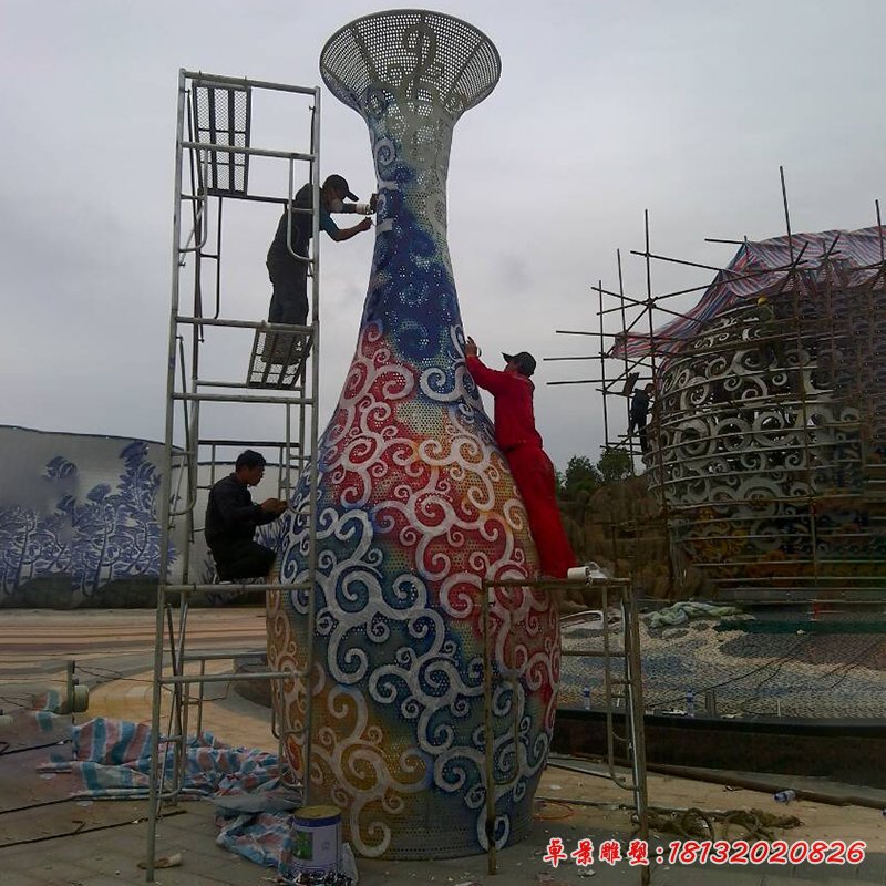 不銹鋼花瓶雕塑，鏤空花瓶不銹鋼雕塑，廣場花瓶不銹鋼雕塑[1]