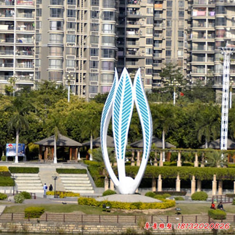 不銹鋼鏤空花骨朵雕塑   廣場(chǎng)景觀擺件