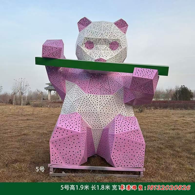 不銹鋼吹笛子切面抽象熊貓雕塑
