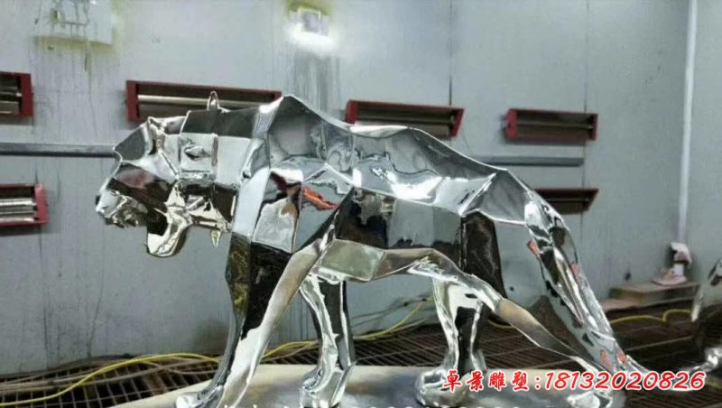 不銹鋼老虎動(dòng)物雕塑