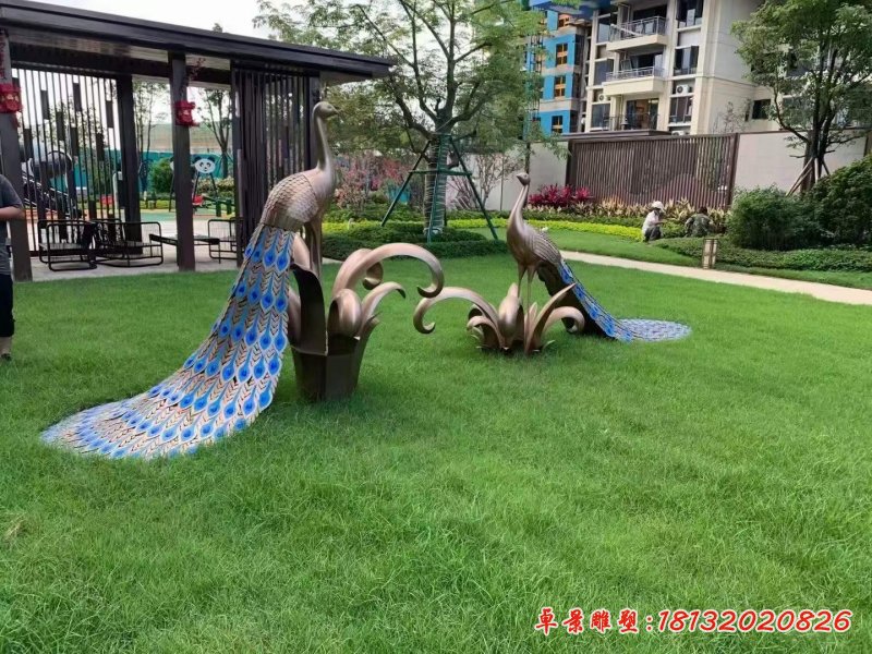 不銹鋼孔雀動(dòng)物雕塑 (3)