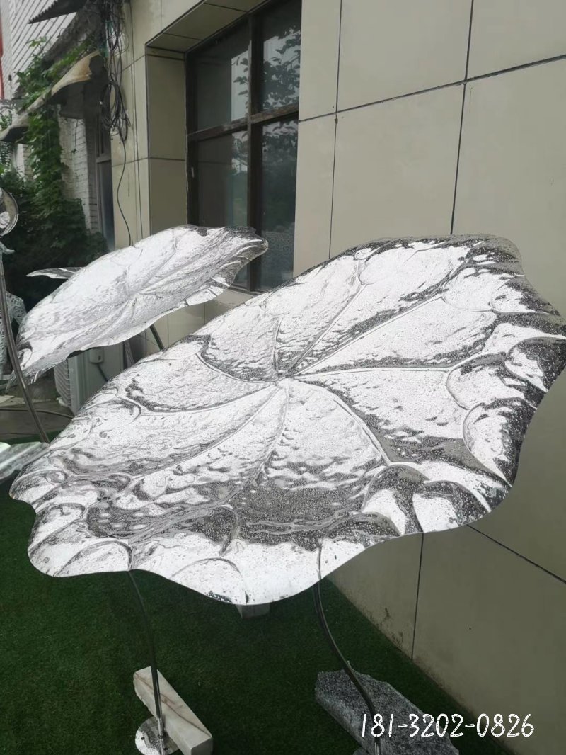 不銹鋼鏡面荷葉景觀雕塑[1]