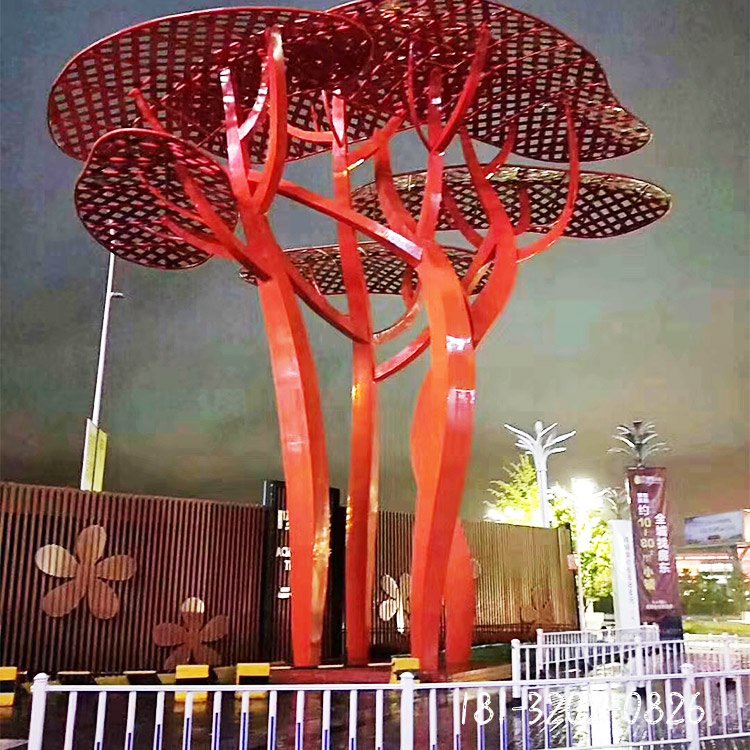不銹鋼鏤空大樹雕塑