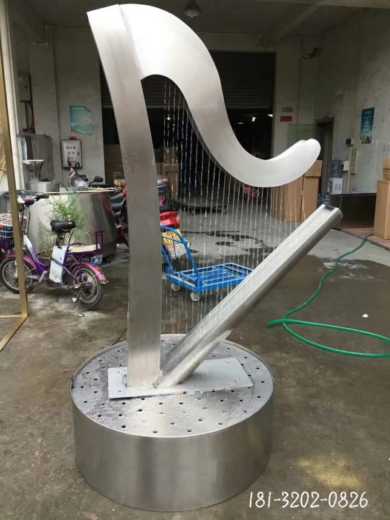 不銹鋼抽象琴弦雕塑