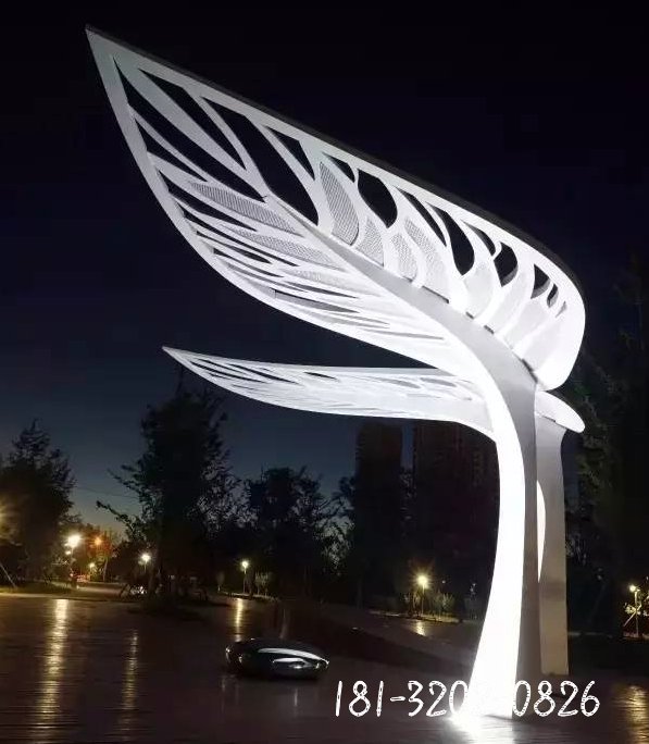 不銹鋼鏤空樹(shù)葉雕塑[3]