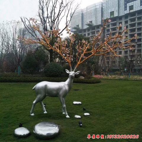 公園抽象樹枝梅花鹿
