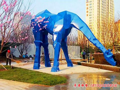 彩色大型幾何長頸鹿
