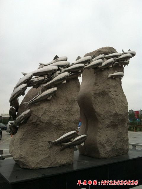 公園抽象鯉魚群
