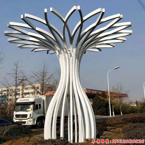 大型鏤空花瓶