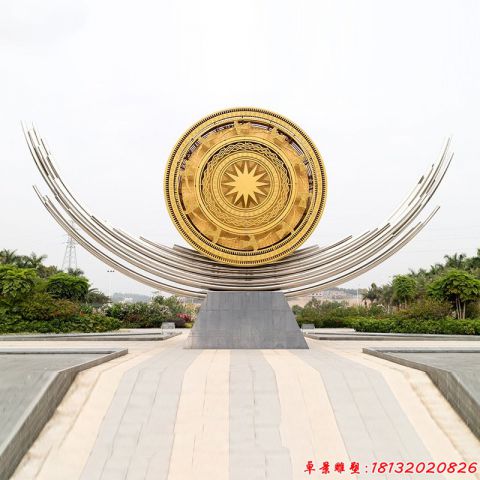 南寧車(chē)站大型銅鼓標(biāo)志