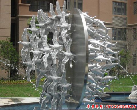 小區(qū)飛鳥和魚