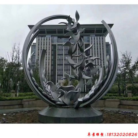 城市群鴿飛翔造型